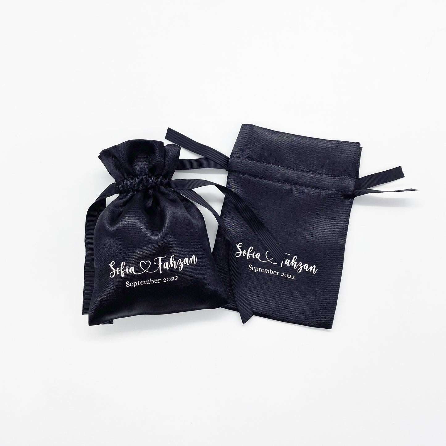 Modern wedding favour bags 3x4" (7.5x10cm) | elegant wedding favors for guests | personalize wedding party bag | luxury wedding | satin bags with drawstring