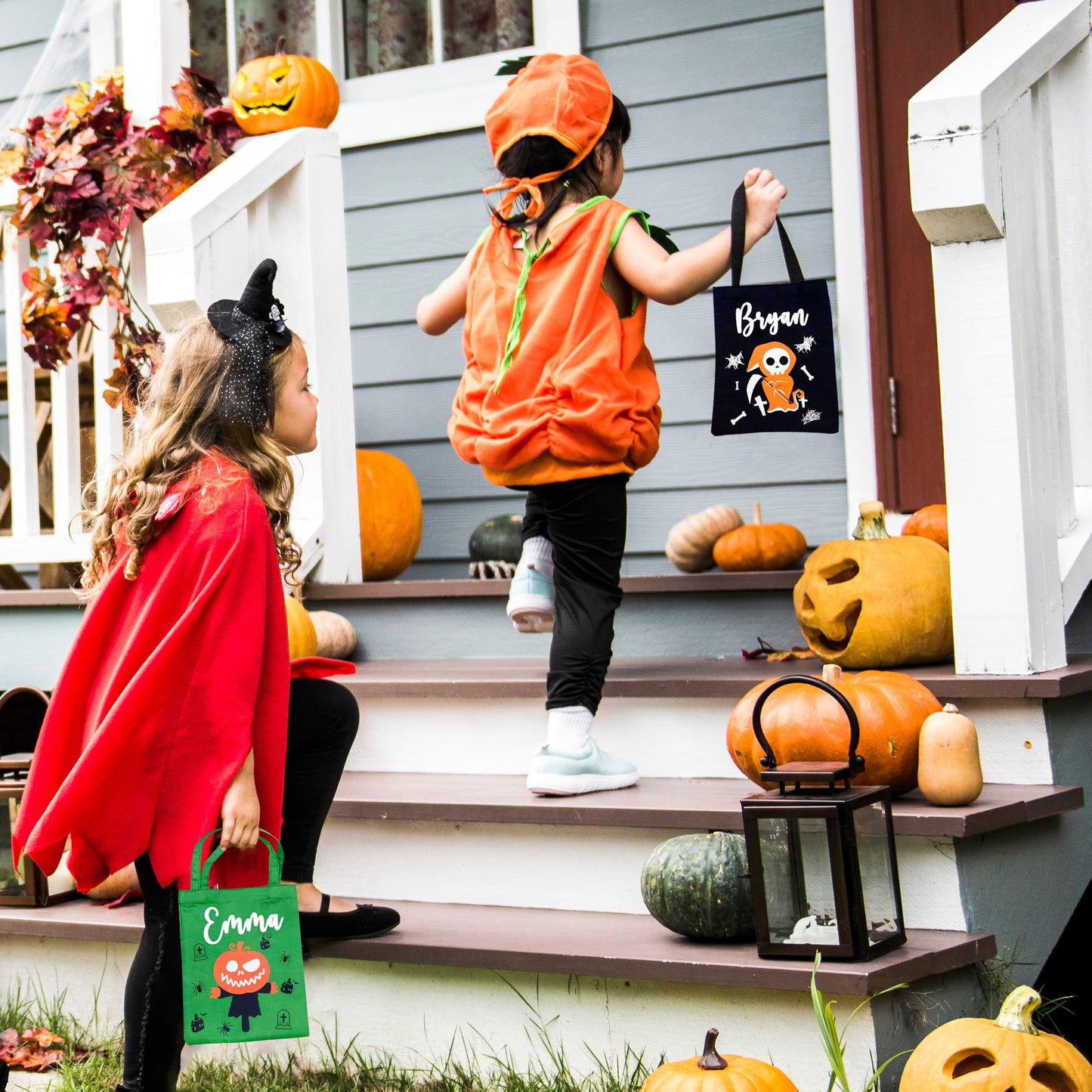 Personalized Halloween Trick or Treat Bags, Halloween Treat Candy Bags for Kids, Halloween Goodie Bags, Gift bags, Halloween Party