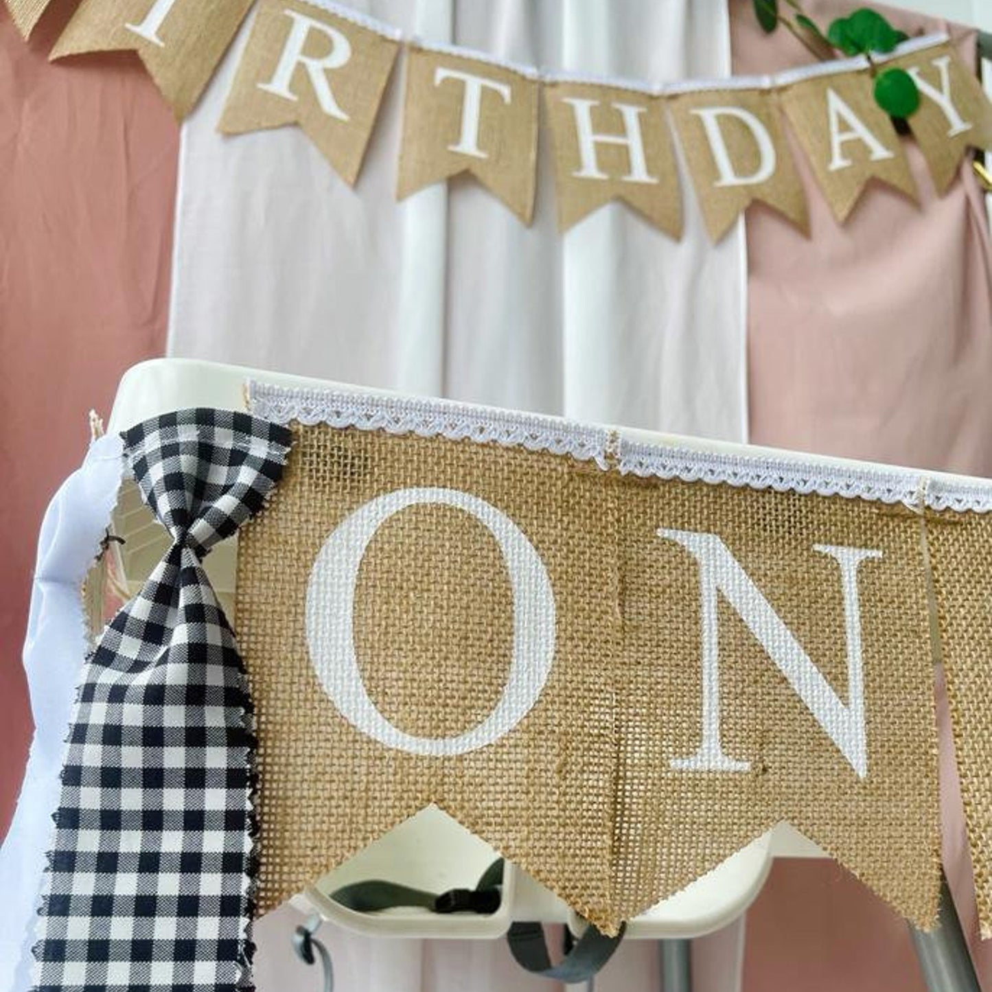 VINTAGE BURLAP BANNER "ONE" WITH HEARTS BLACK