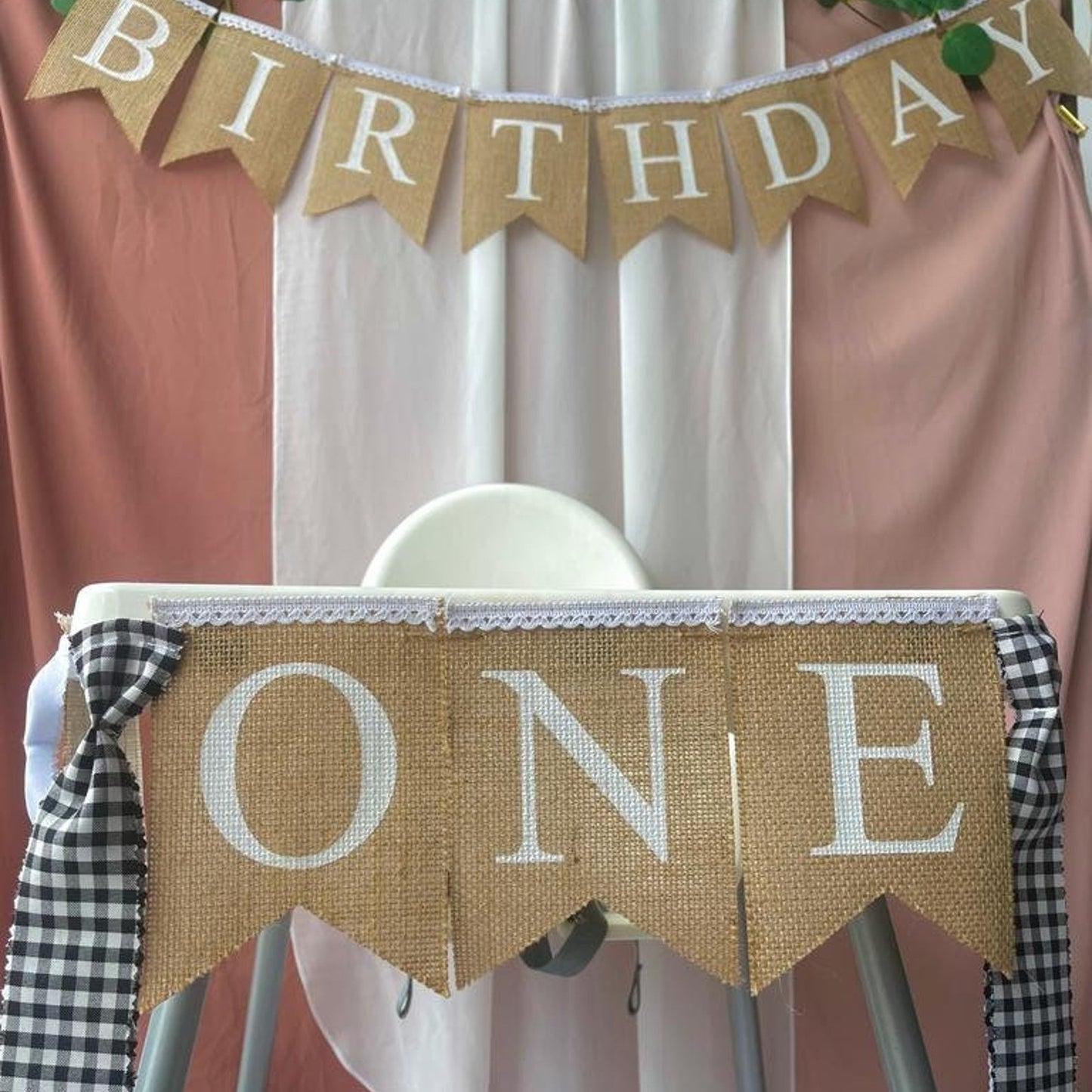 VINTAGE BURLAP BANNER "ONE" WITH HEARTS BLACK